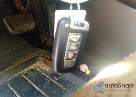 2012 Hyundai Elantra Limited (Ulsan Plant) from USA, damaged, VIN KMHDH4AE3CU213061